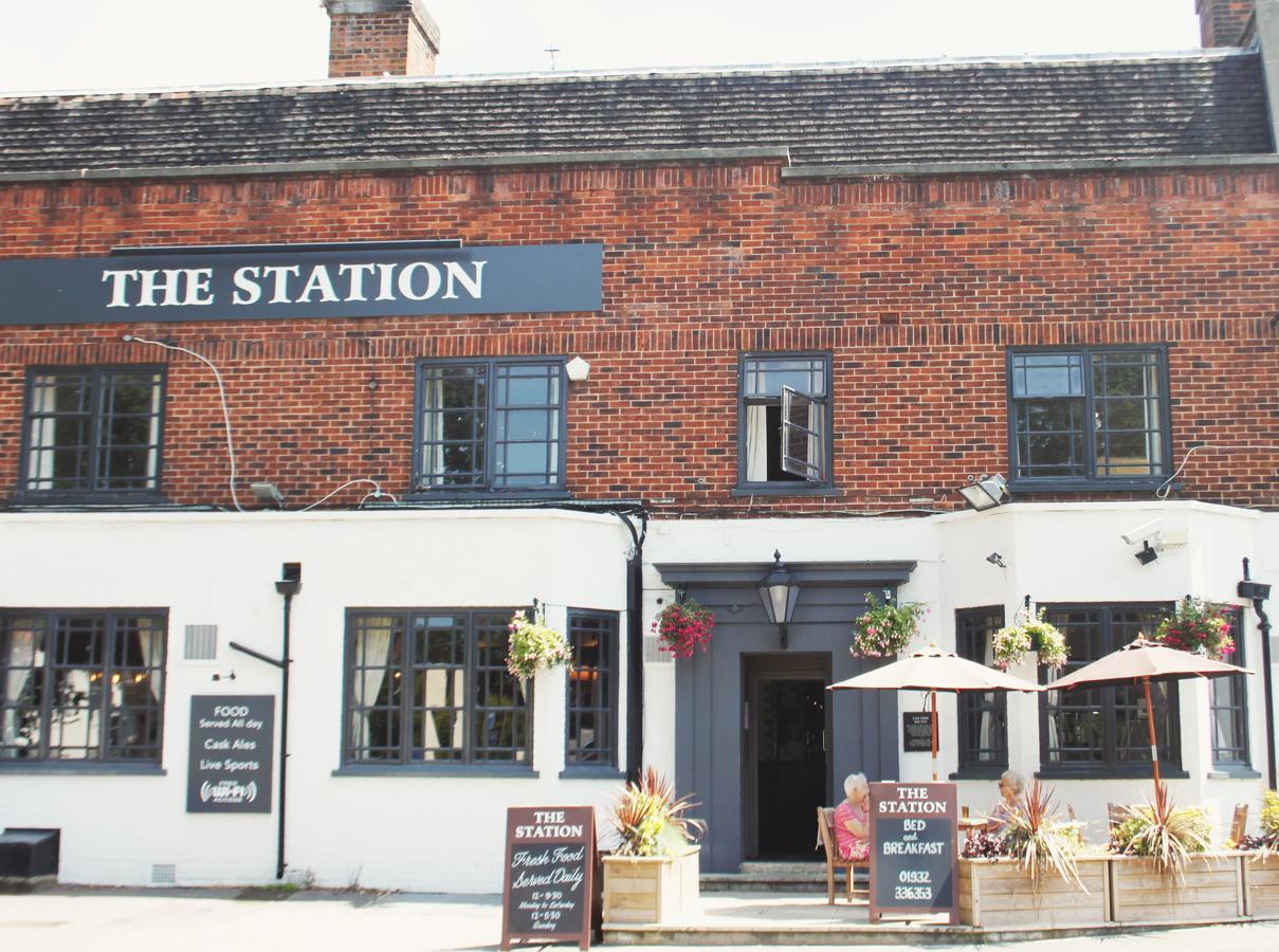 Hotel The Station West Byfleet Zewnętrze zdjęcie